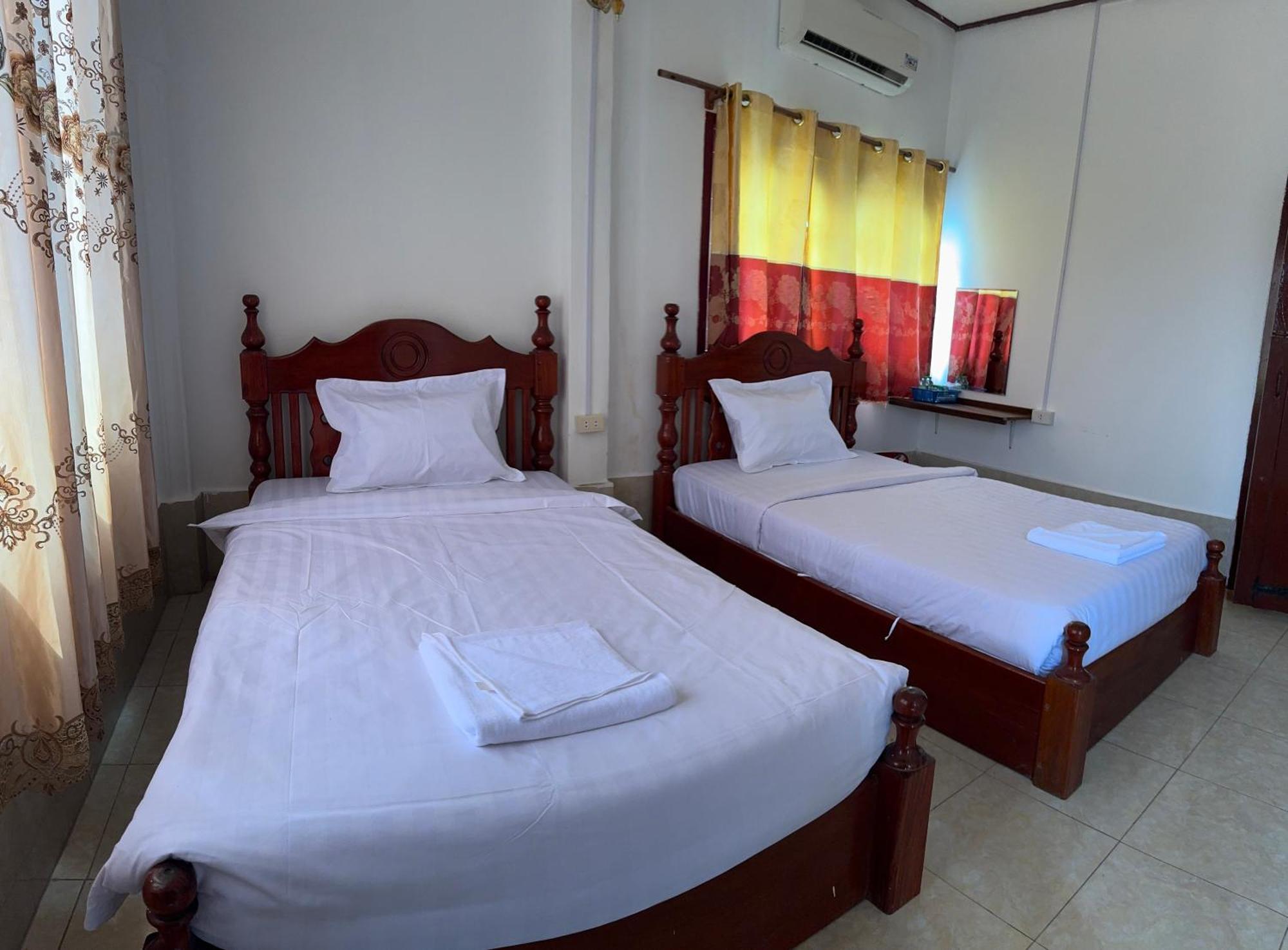 Vang Vieng Green Hotel Экстерьер фото
