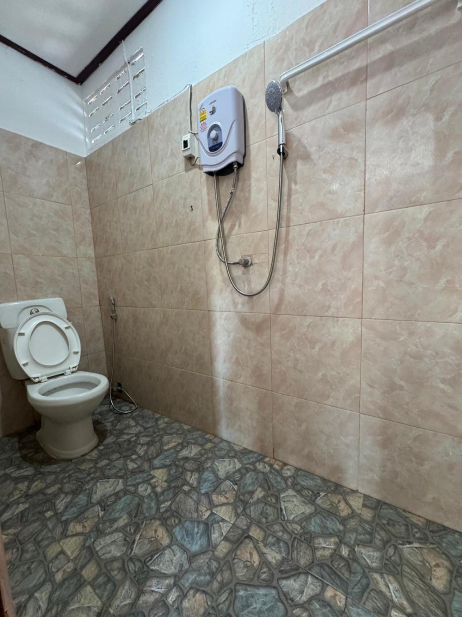 Vang Vieng Green Hotel Экстерьер фото